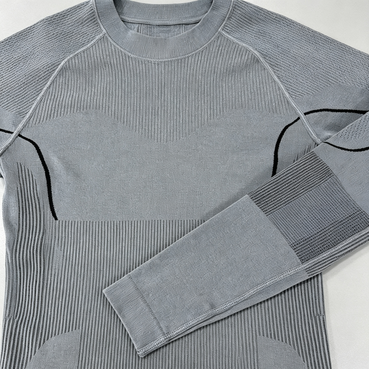 Women’s Gray Thermal Base Layer Set